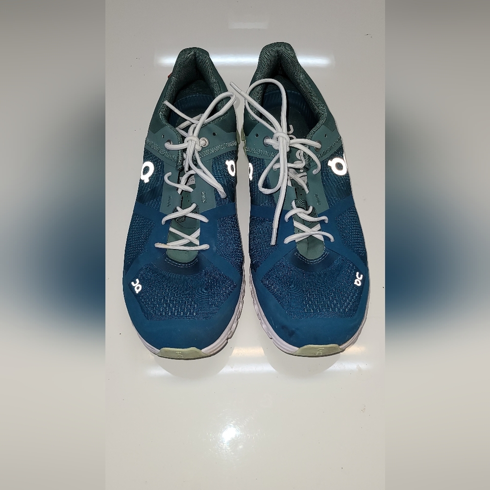 On Cloud Running Cloud Runner Sneakers Tennis Sho… - image 2